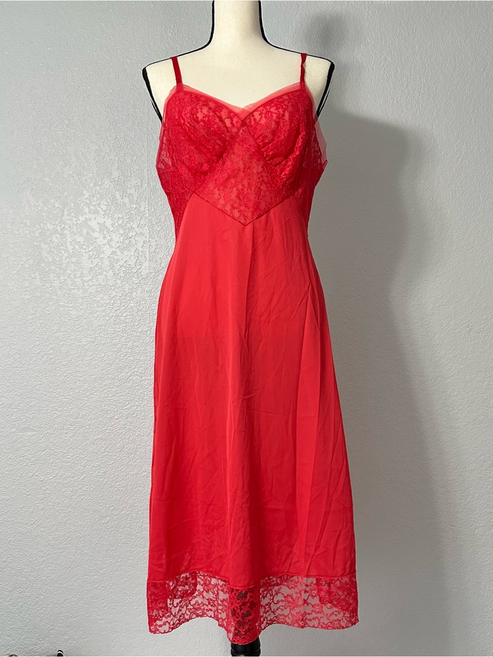 Vintage Vanity Fair Red Lace Slip Dress Midi Nightgown Lingerie Coquette 38 90’s